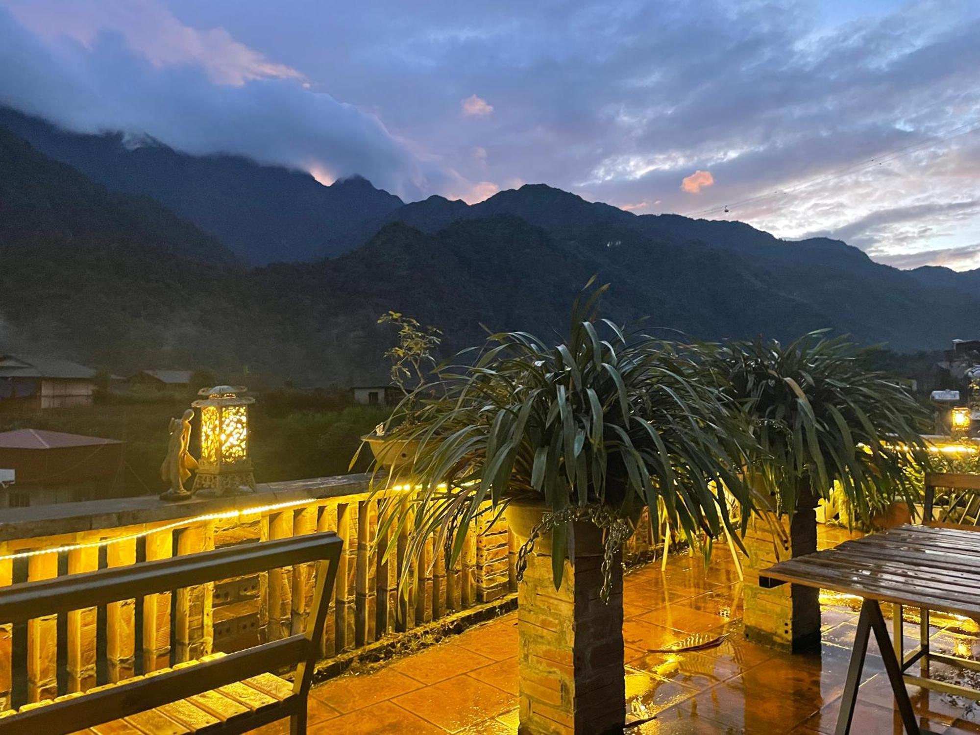 Stone Paradise Homestay Sa Pa Exterior foto